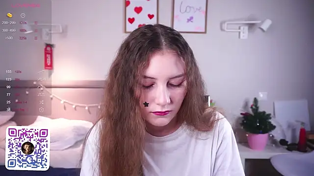 Snapshot of MegganKinson chatting on 03-06-26, 05:15 MegganKinson online show from 03-06-26, 05:15