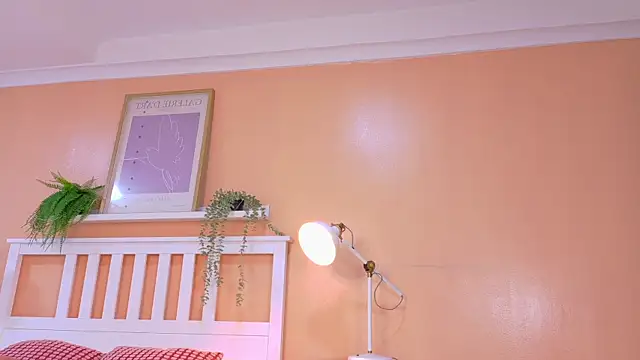 SeleneGibson   online show from 12-01-25, 07:30