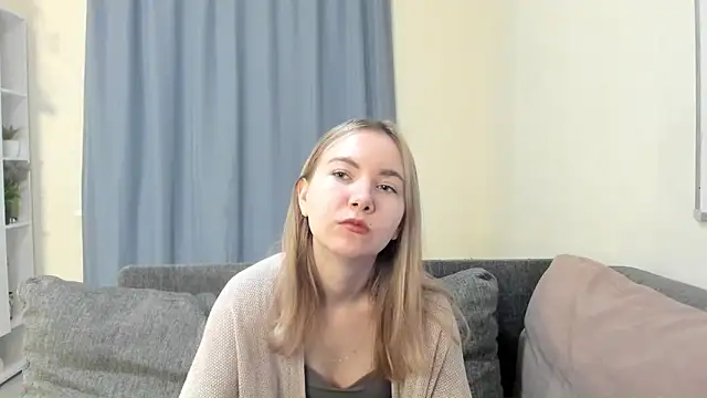 CathyHeximer online show from 12-15-25, 08:18