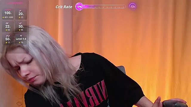 Snapshot of CherryNight6 chatting on 10-31-25, 10:22 CherryNight6 online show from 10-31-25, 10:22