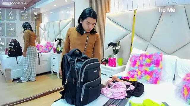 SweetKata  online show from 12-14-25, 11:48