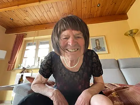 Dorle45 online show from 04-24-26, 06:27