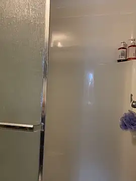 elliepixie online show from 03-28-26, 03:22