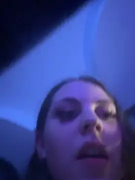 Snapshot of elliepixie chatting on 05-16-26, 12:40 elliepixie online show from 05-16-26, 12:40