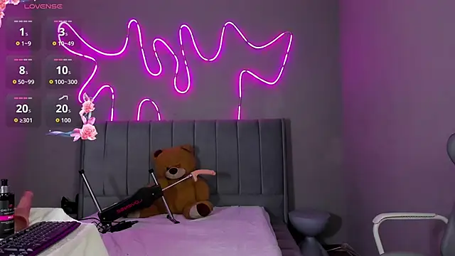 lexirouge   online show from 03-13-26, 07:59