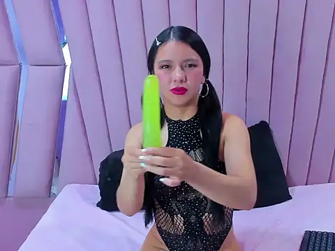 Snapshot of JulietaDiamond chatting on 01-08-26, 08:33 JulietaDiamond online show from 01-08-26, 08:33