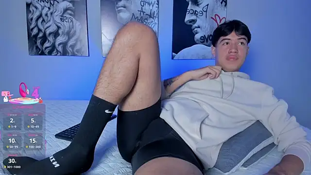 Snapshot of PabloCast_ chatting on 12-16-25, 11:26 PabloCast online show from 12-16-25, 11:26