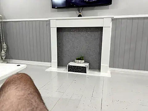 plymouthlad82 online show from 11-01-25, 12:34