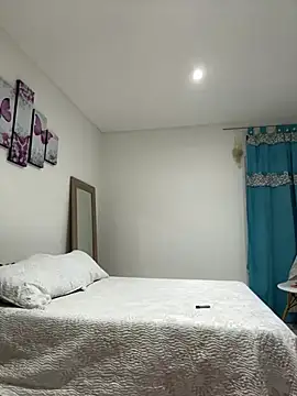 Rheetnena1 online show from 03-13-26, 11:11