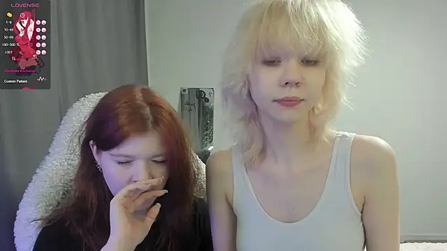 Snapshot of TenderTwos chatting on 02-15-26, 08:49 TenderTwos online show from 02-15-26, 08:49