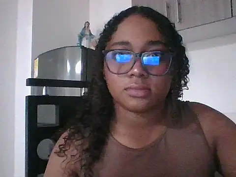 Snapshot of SamJones_ chatting on 10-31-25, 03:57 SamJones online show from 10-31-25, 03:57