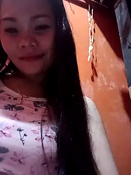 Snapshot of Wantit32 chatting on 10-30-25, 06:41 Wantit32 online show from 10-30-25, 06:41