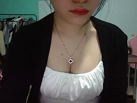 Snapshot of May2k2 chatting on 11-02-25, 01:41 May2k2 online show from 11-02-25, 01:41