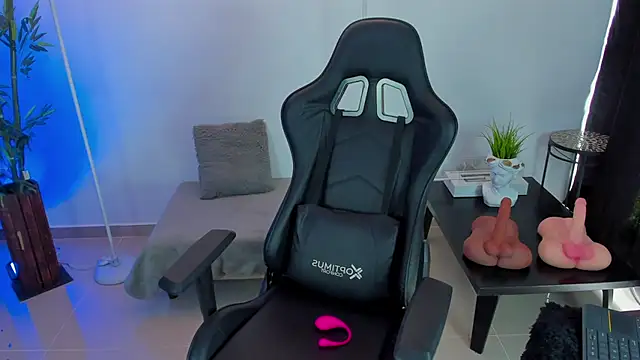 Snapshot of JessicaPratt chatting on 03-12-25, 04:46 JessicaPratt online show from 03-12-25, 04:46