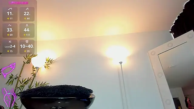 Snapshot of JessicaPratt chatting on 09-29-25, 04:12 JessicaPratt online show from 09-29-25, 04:12