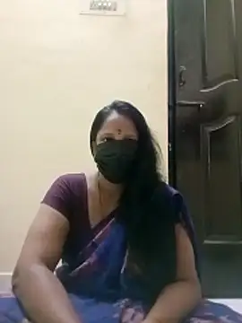 Snapshot of tamilammu1431 chatting on 10-24-25, 08:33 tamilammu1431 online show from 10-24-25, 08:33