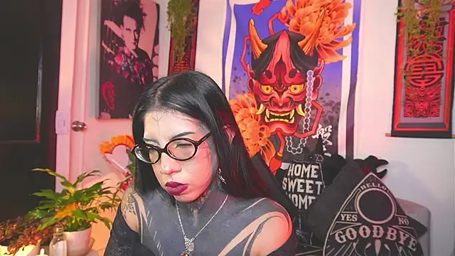 Dalia Vorhees online show from 06-25-26, 02:22