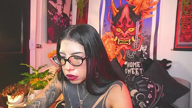 Dalia Vorhees online show from 06-25-26, 05:12