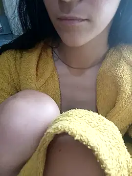 Snapshot of Ericagrey chatting on 10-29-25, 05:53 Ericagrey online show from 10-29-25, 05:53