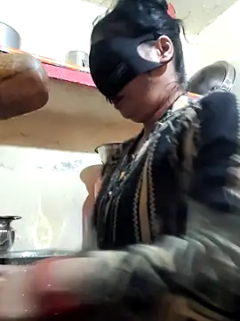 Pyaar Ki Pooja online show from 11-28-25, 04:37