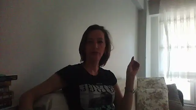 Snapshot of ArianaStarr chatting on 10-29-25, 08:16 ArianaStarr online show from 10-29-25, 08:16