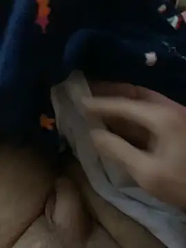 Snapshot of PassionCoupleLove chatting on 11-06-25, 02:07 PassionCoupleLove online show from 11-06-25, 02:07