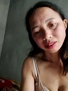 Snapshot of TRIEUTRIEU20 chatting on 10-29-25, 02:36 TRIEUTRIEU20 online show from 10-29-25, 02:36