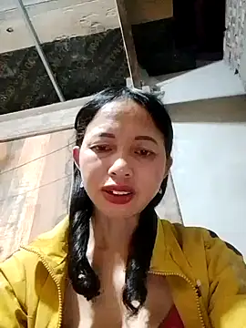 Snapshot of TRIEUTRIEU20 chatting on 11-11-25, 09:37 TRIEUTRIEU20 online show from 11-11-25, 09:37