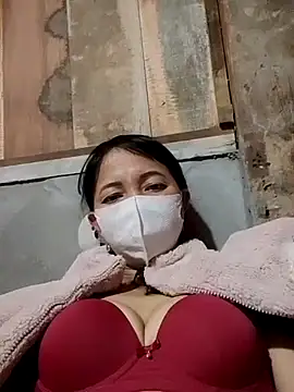 Snapshot of TRIEUTRIEU20 chatting on 11-12-25, 09:42 TRIEUTRIEU20 online show from 11-12-25, 09:42