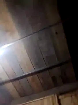 Snapshot of TRIEUTRIEU20 chatting on 11-18-25, 01:00 TRIEUTRIEU20 online show from 11-18-25, 01:00