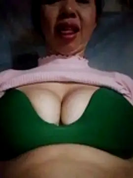 Snapshot of TRIEUTRIEU20 chatting on 01-10-26, 09:52 TRIEUTRIEU20 online show from 01-10-26, 09:52