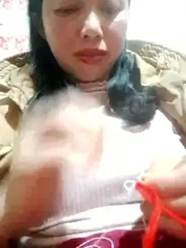 Snapshot of TRIEUTRIEU20 chatting on 01-12-26, 12:43 TRIEUTRIEU20 online show from 01-12-26, 12:43