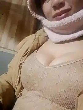 Snapshot of TRIEUTRIEU20 chatting on 02-10-26, 10:14 TRIEUTRIEU20 online show from 02-10-26, 10:14