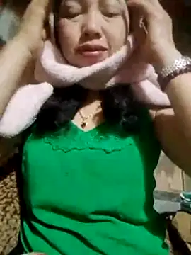 Snapshot of TRIEUTRIEU20 chatting on 02-17-26, 10:49 TRIEUTRIEU20 online show from 02-17-26, 10:49