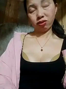 Snapshot of TRIEUTRIEU20 chatting on 03-12-26, 01:50 TRIEUTRIEU20 online show from 03-12-26, 01:50