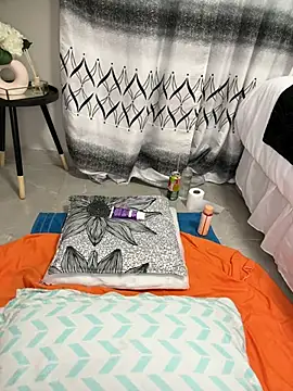 Nicole bash online show from 02-17-26, 07:38