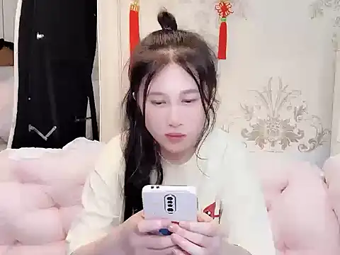 Snapshot of anna-888- chatting on 03-27-26, 02:28 anna-888- online show from 03-27-26, 02:28