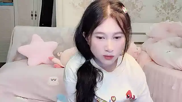 Snapshot of anna-888- chatting on 04-04-26, 01:52 anna-888- online show from 04-04-26, 01:52