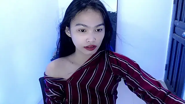 Snapshot of _Lachica_ chatting on 01-13-26, 11:43 Lachica online show from 01-13-26, 11:43