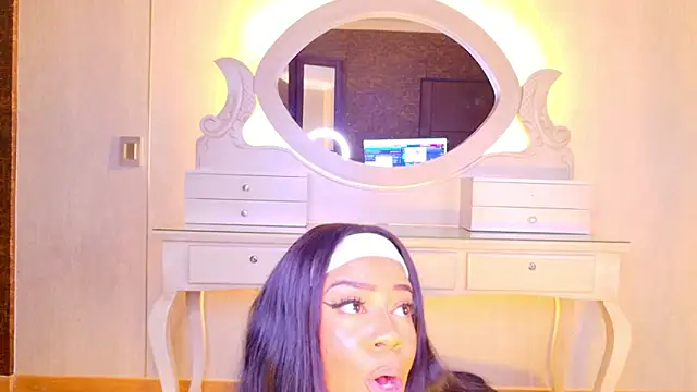 loana vegas online show from 06-19-26, 04:11