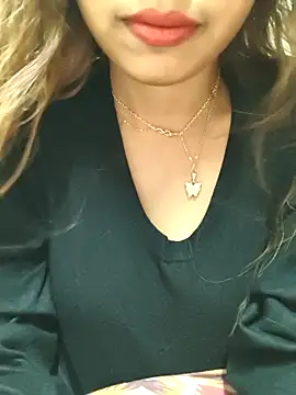 Snapshot of Sujatab250 chatting on 03-03-26, 10:43 Sujatab250 online show from 03-03-26, 10:43