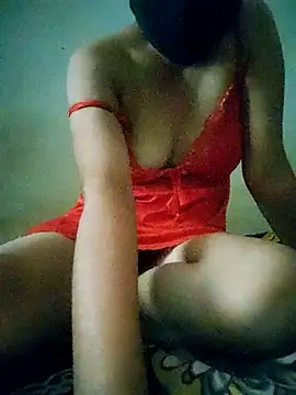 Snapshot of Miss-Angel2 chatting on 10-26-25, 07:47 Miss-Angel2 online show from 10-26-25, 07:47