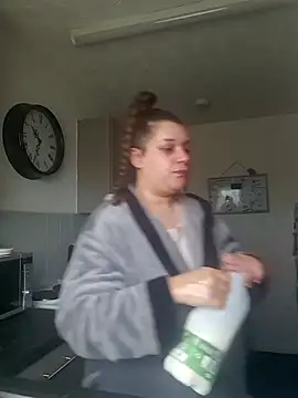 BubblesLovexox online show from 11-24-25, 10:37