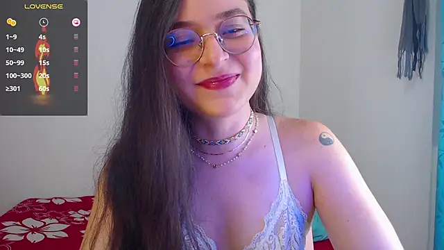 Snapshot of Vicky_cristinax chatting on 10-26-25, 11:09 Vicky cristinax online show from 10-26-25, 11:09