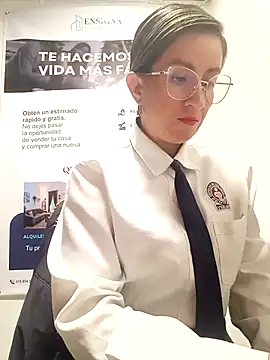 Valentina--1 online show from 04-18-26, 10:08