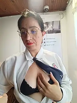 Valentina--1 online show from 06-27-26, 12:22