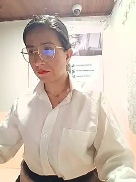Valentina--1 online show from 06-30-26, 10:27
