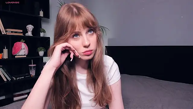 Snapshot of TessaStruble chatting on 11-07-25, 08:47 TessaStruble online show from 11-07-25, 08:47