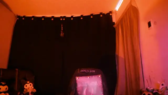 Yueeclipsa online show from 02-06-26, 05:23