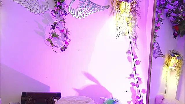 Snapshot of ISA_NIXON chatting on 11-30-25, 06:12 ISA NIXON online show from 11-30-25, 06:12